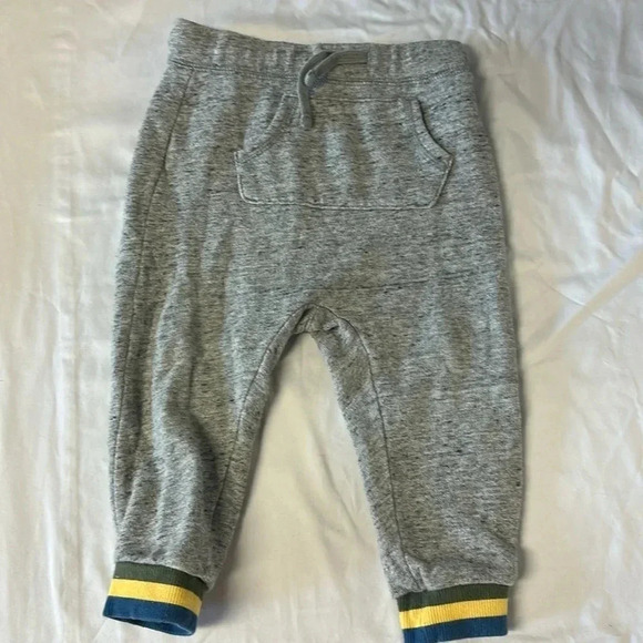Gymboree - pull  on jogger/sweatpants. Size 2T - Picture 1 of 5